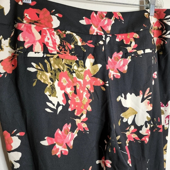 Ann Taylor Loft floral flowy pants - Picture 11 of 16